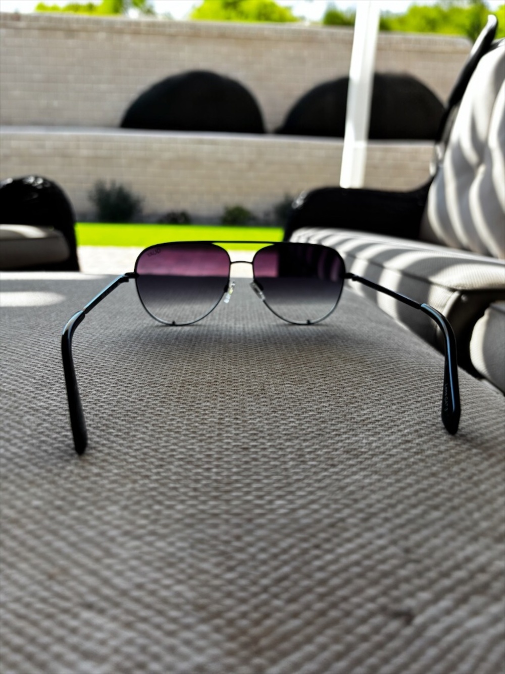 Quay High Key Mini (Large) Black Frame w/Gradient Aviator Sunglasses - Picture 4 of 9